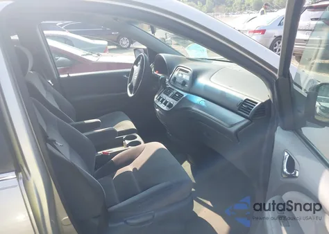 2005 Honda Odyssey Lx z USA, uszkodzony, nr VIN 5FNRL38215B005755